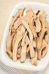 《死亡空间》原版与重制版早期图像对比视频